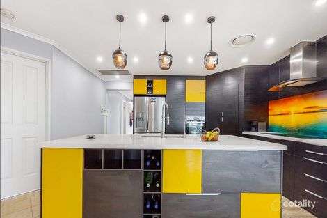 Property photo of 33 Huon Crescent Holsworthy NSW 2173