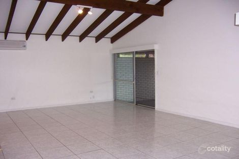 20 Inveray Ave, Benowa, QLD 4217