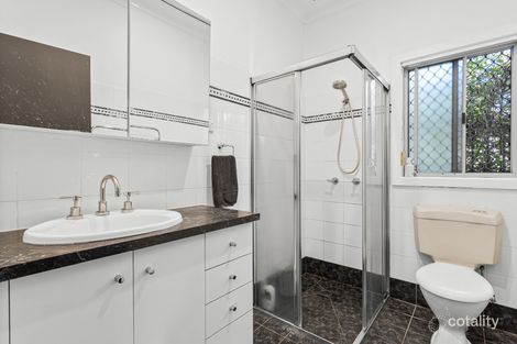 Property photo of 54 Farmborough Road Unanderra NSW 2526