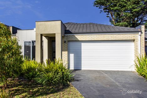 Property photo of 28 Denistoun Crescent Cranbourne VIC 3977