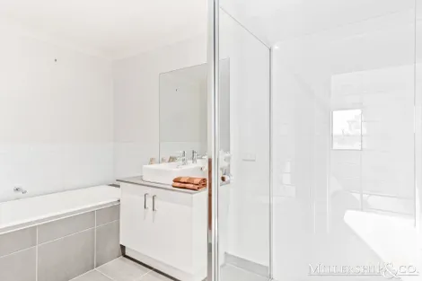 Property photo of 3/20 Stourhead Avenue Mernda VIC 3754