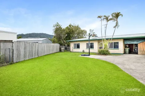 Property photo of 1/5 Ormsby Close Whitfield QLD 4870
