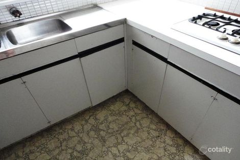 Property photo of 9/8 Mooltan Avenue St Kilda East VIC 3183