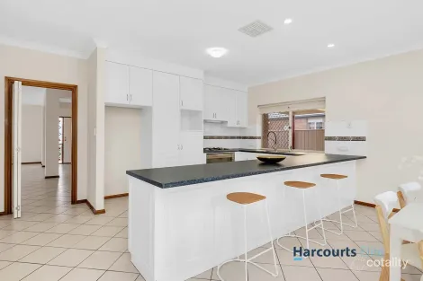 Property photo of 4 Stonewell Common Northgate SA 5085
