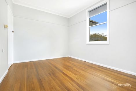 Property photo of 60 Maynes Parade Unanderra NSW 2526