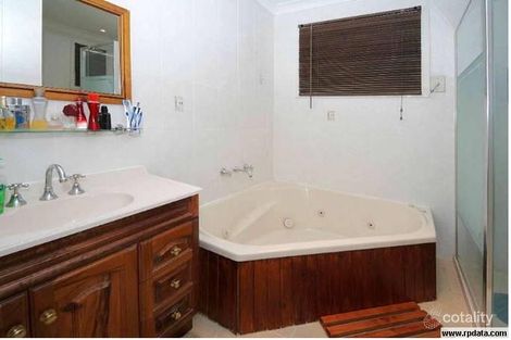 Property photo of 1/4 Poplar Street Thomastown VIC 3074