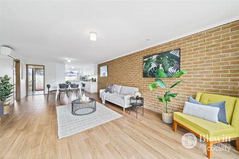 Property photo of 3/39 Walker Crescent Jerrabomberra NSW 2619