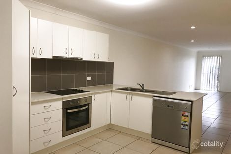 Property photo of 2/5 Belle Court Redbank QLD 4301