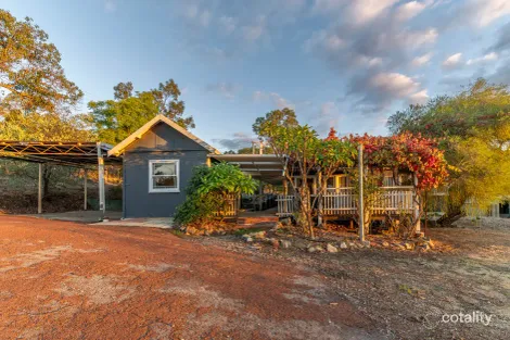 Property photo of 15 Throssell Road Greenmount WA 6056
