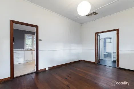 Property photo of 15 Throssell Road Greenmount WA 6056
