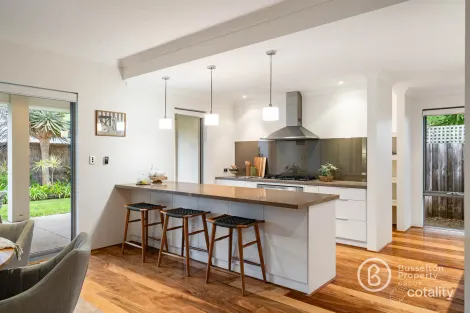 Property photo of 19 Murdoch Way Abbey WA 6280