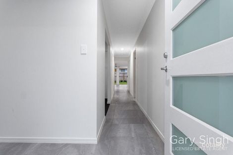 Property photo of 90 Applecross Circuit Spring Mountain QLD 4300