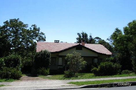 18 Hinemoa Ave, Normanhurst, NSW 2076