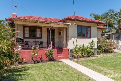 Property photo of 1 Kalara Road Koongamia WA 6056