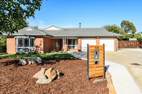 Property photo of 10 Benstead Place Gordon ACT 2906