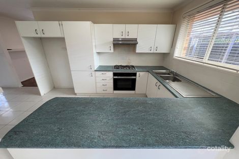 Property photo of 2/32 Melinga Crescent Chadstone VIC 3148
