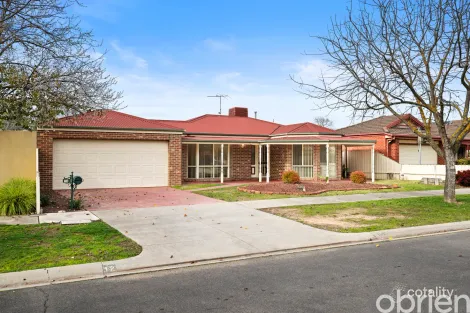 Property photo of 12 Collyn-Dale Drive Wangaratta VIC 3677
