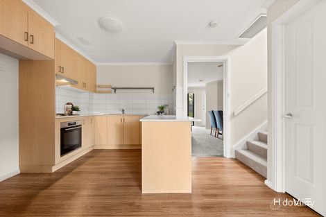 Property photo of 3/149-151 Kelleway Avenue Nicholls ACT 2913