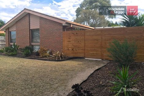 Property photo of 3 Candytuft Close Cranbourne North VIC 3977