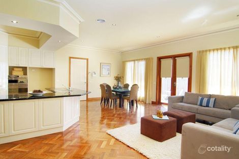 2/11 Beatrice Ave, Surrey Hills, VIC 3127