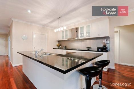 Property photo of 31 Highbury Circuit Craigieburn VIC 3064