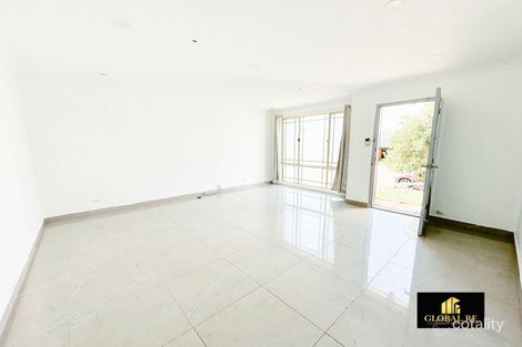 Property photo of 3 Wilcannia Way Hoxton Park NSW 2171