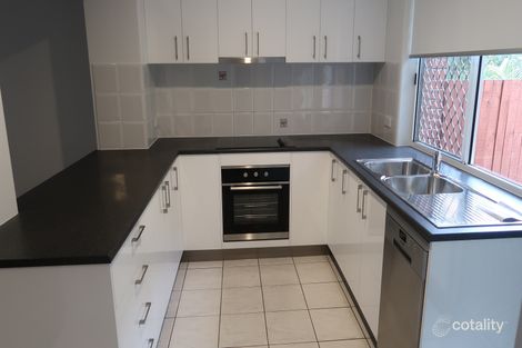 Property photo of 26/10-18 Cobai Drive Mudgeeraba QLD 4213