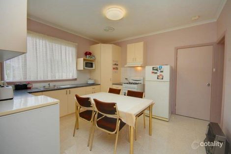 Property photo of 2 Palm Court Wendouree VIC 3355