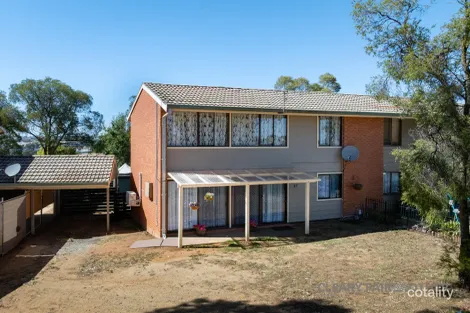 Property photo of 27 Simmons Place Kelso NSW 2795
