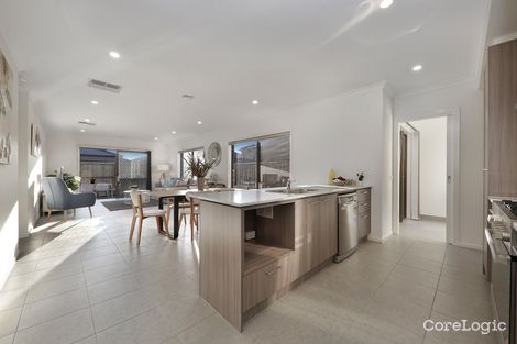 Property photo of 9 Trevor Crescent Truganina VIC 3029