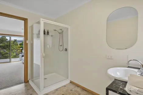 Property photo of 9 Esplanade Coles Bay TAS 7215