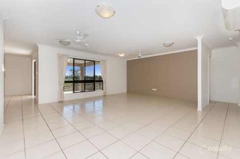 Property photo of 28 Hillock Crescent Bushland Beach QLD 4818