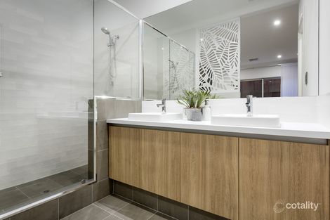 Property photo of 6 Bow Street Glen Iris WA 6230