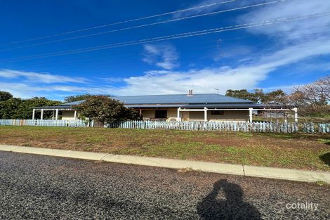 Property photo of 9 Tenth Road York WA 6302