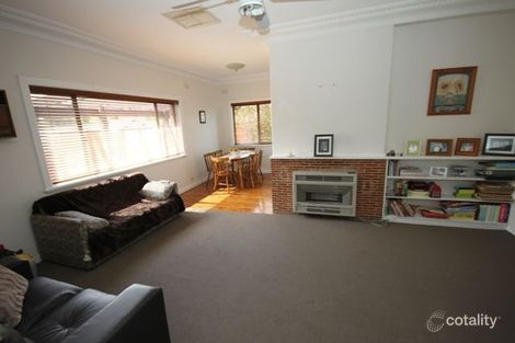 Property photo of 62 Mitchelmore Street Turvey Park NSW 2650