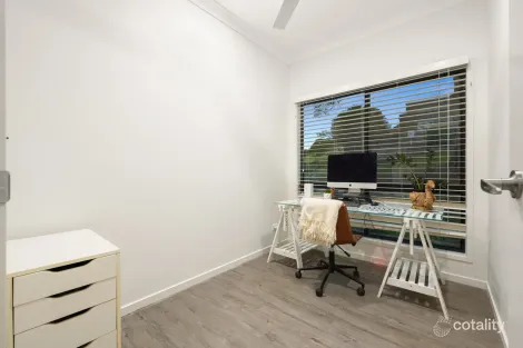 Property photo of 43 Boogard Place Clagiraba QLD 4211