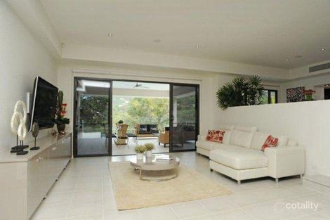 Property photo of 28 Earle Court Tallai QLD 4213