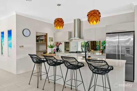 Property photo of 4 Lillian Road Palm Cove QLD 4879