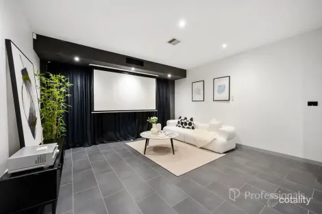 Property photo of 36 Middle Park Drive Point Cook VIC 3030