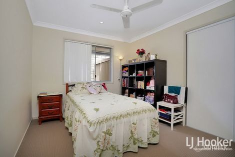 Property photo of 38 Autumnfield Avenue Yarrabilba QLD 4207