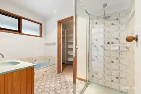 Property photo of 14 Avalon Drive Rosebud VIC 3939