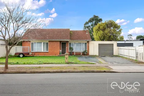 16 Crabb Rd, Smithfield Plains, SA 5114
