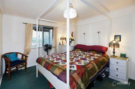 Property photo of 51 Morundah Place Kelmscott WA 6111