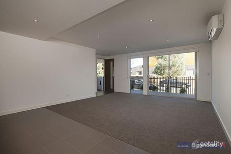 Property photo of 9 Eucalyptus Drive Maidstone VIC 3012