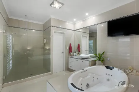 Property photo of 11 Sunrose Link Stirling WA 6021