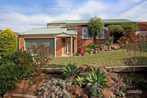 21 James Cook Dr, Wandana Heights, VIC 3216