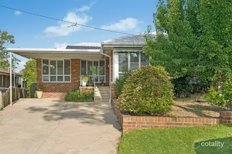 12 Banks Pl, Camden South, NSW 2570