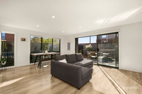Property photo of 21 Stonewood Circuit Hadfield VIC 3046