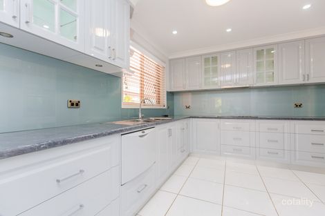 Property photo of 27 Cockatoo Crescent Gooburrum QLD 4670