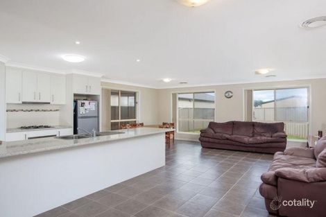 Property photo of 1/22 Warambee Street Glenfield Park NSW 2650